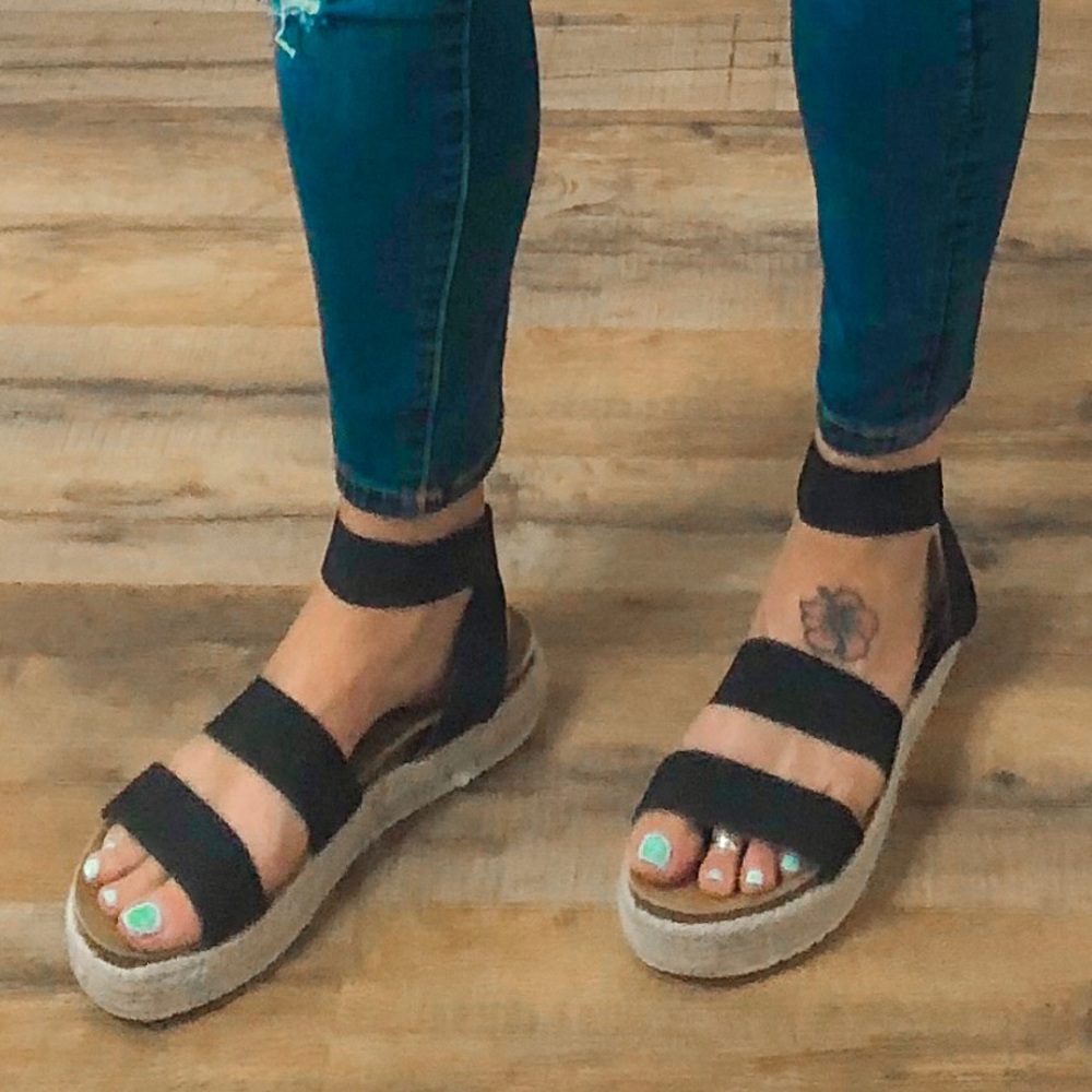 **BRAND NEW** Black Espadrille Sandal